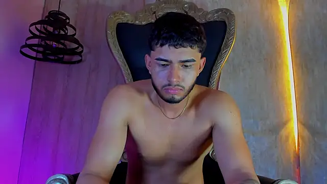 thaddeus_king live sex cam