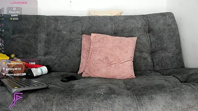 mishell-'s cam snapshot