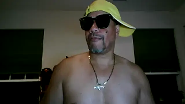 pimpdaddy4ever's cam snapshot