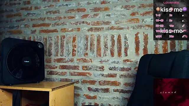 CaramelToy's cam snapshot