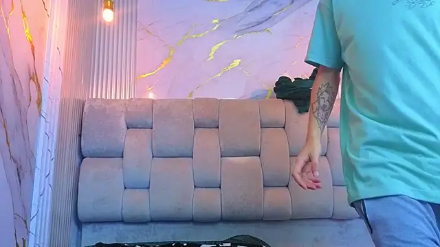 CharlotteandTaylorr live sex cam