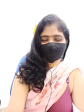 Lucky-Deepthi live sex cam