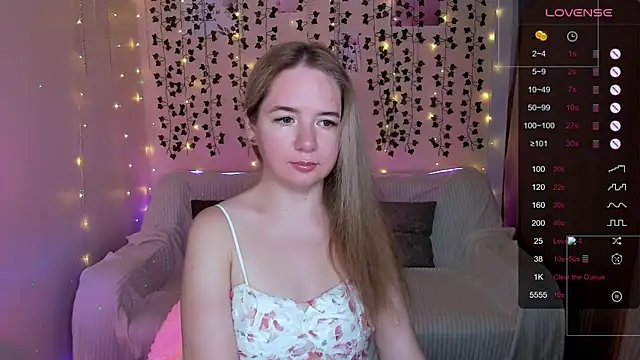 Evaa_Grey's cam snapshot