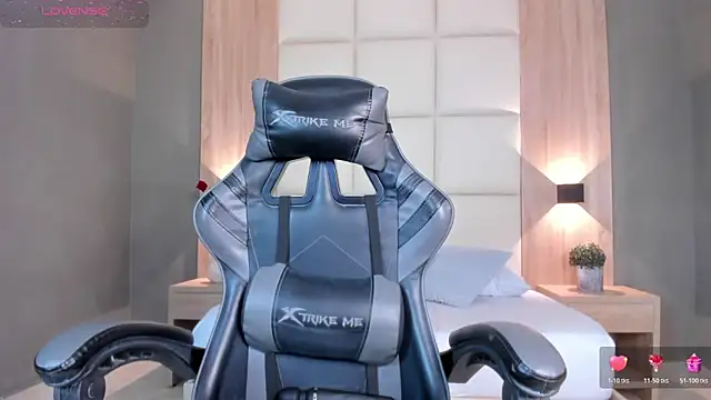 emma_fhox live sex cam