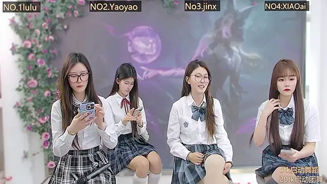 DogdogSM live sex cam