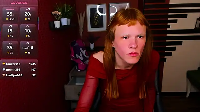 ChloeValentinee live sex cam