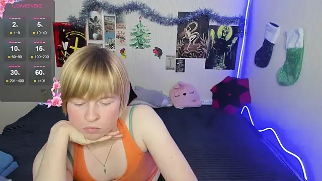 Cattie_w_'s cam snapshot