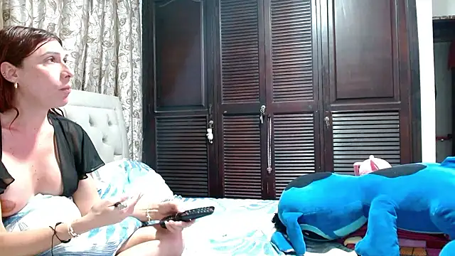 sweethoneytsx live sex cam