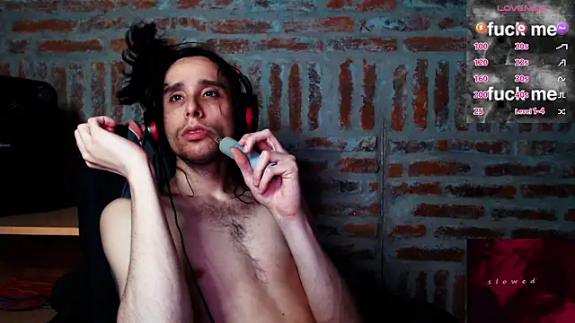 CaramelToy live sex cam