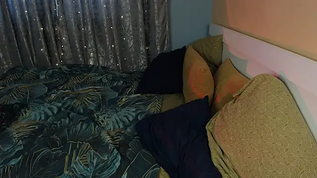 g1vememoney's cam snapshot