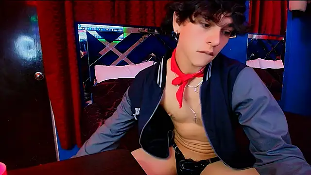 Luke_Howland's cam snapshot