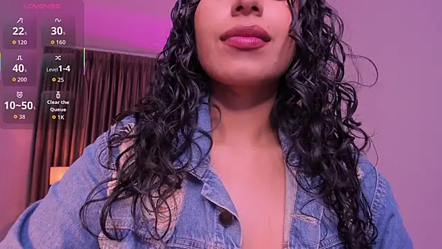 hannah_thomson_'s cam snapshot