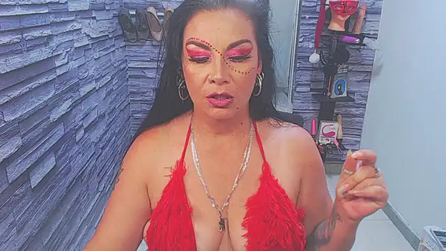 Cruela_deviil's cam snapshot