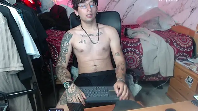 Dominus_Kane live sex cam