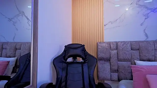 Khalifa_fletcher's cam snapshot