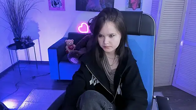 Elainebeness's cam snapshot