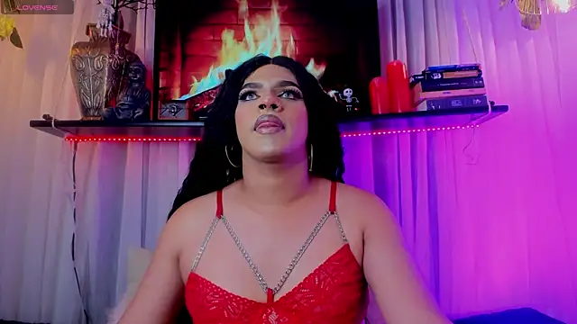 Bella-trix live sex cam