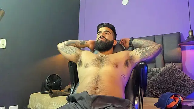 Lyon_vach live sex cam