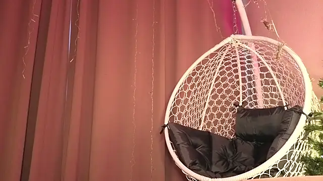 LoveSeekins live sex cam