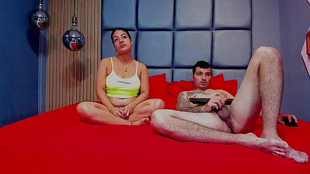 ZOE_GIANLUCA's cam snapshot