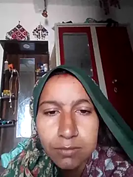 Cut_rami6's cam snapshot