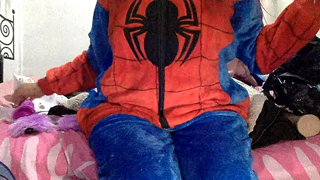 sharonlopez9611 live sex cam