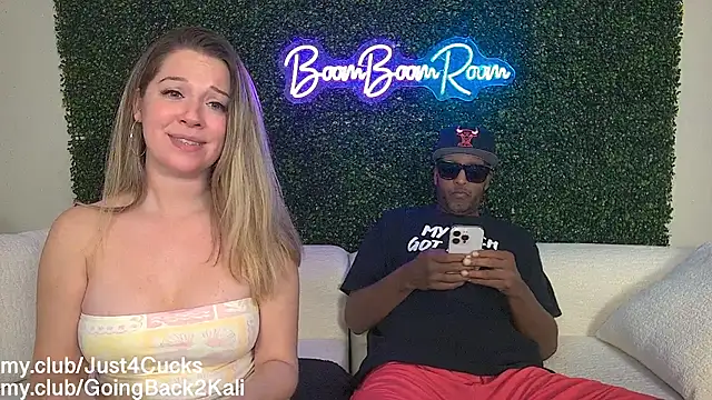 boomboomr00m live sex cam
