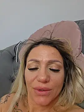 AlmaVelia live sex cam