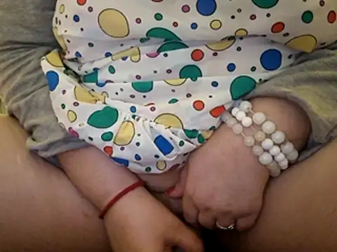 Samantha_Squirt@xh live sex cam