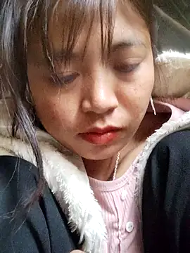 miumiu_sexy2x's cam snapshot