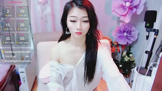 adelamiller live sex cam