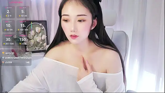 XIAOXIN-EET live sex cam