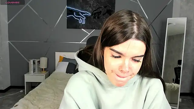 miss__evelyne live sex cam