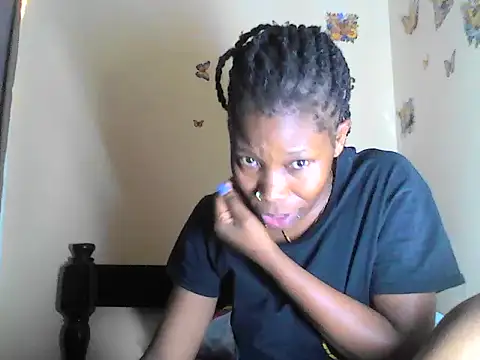 smallnaughtygirl's cam snapshot