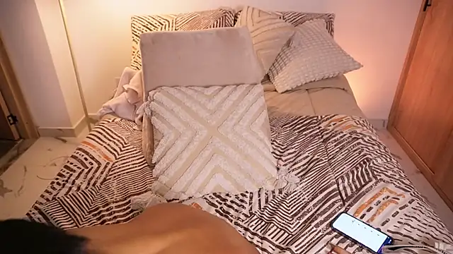 Sara_albrecht live sex cam