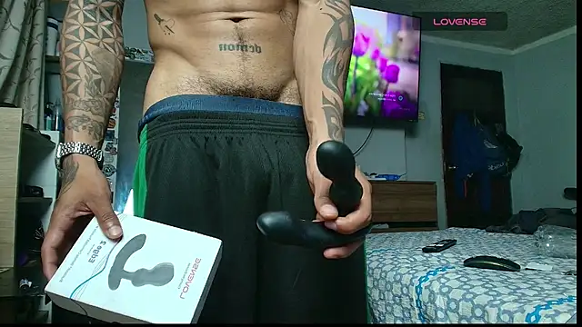 Nickhot0609 live sex cam