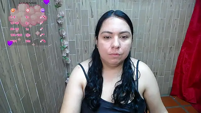 solyeria live sex cam