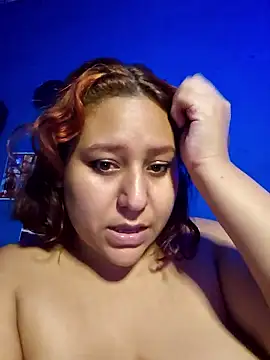 Kittysweet2001 live sex cam