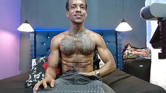 Salomon_koude live sex cam