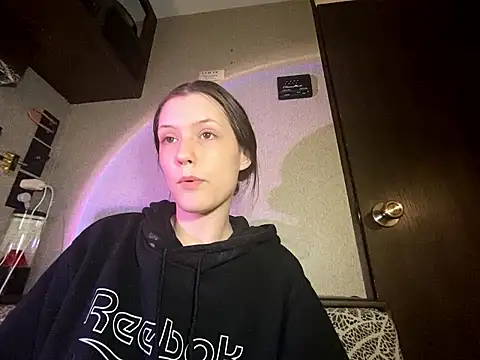 Thedeepwebcutie live sex cam