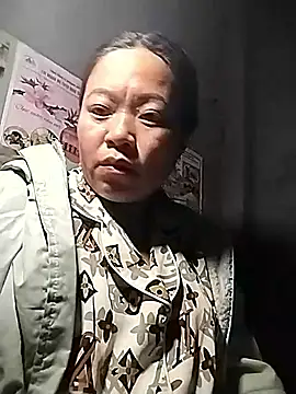 AlilaK2's cam snapshot