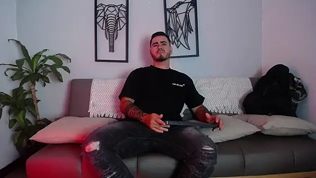 Aronhilton live sex cam