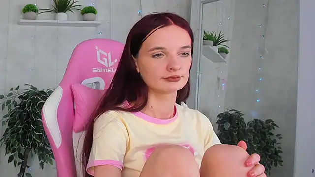 Alicia_Adammss's cam snapshot