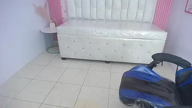 scarleth_sweet_s's cam snapshot