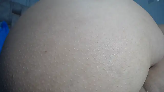 KEYRA-MILLER-'s cam snapshot