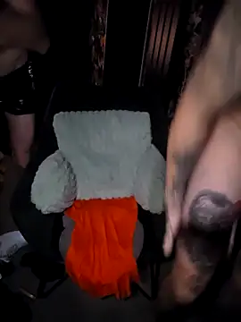 BigDonnyBig live sex cam