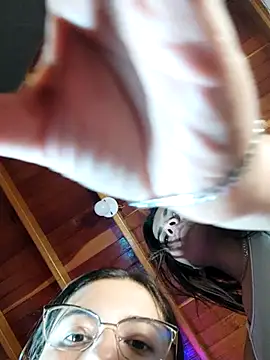 marcelinegrenger_'s cam snapshot