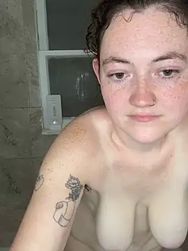 Curliegirlie's cam snapshot