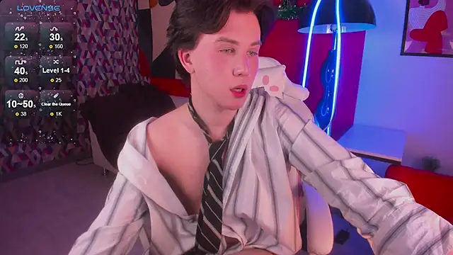 AdrianoAubert live sex cam