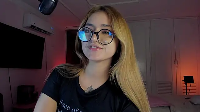 SweetJennaa live sex cam